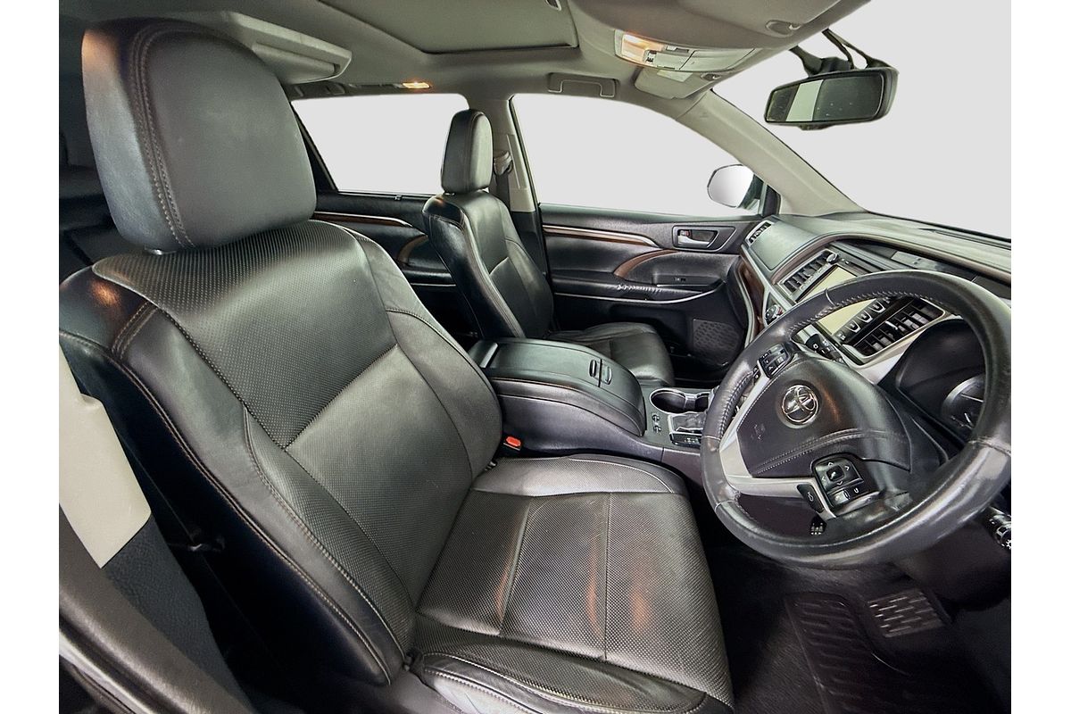 2014 Toyota Kluger Grande GSU55R