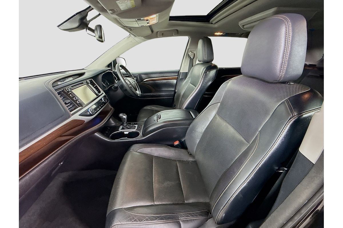 2014 Toyota Kluger Grande GSU55R