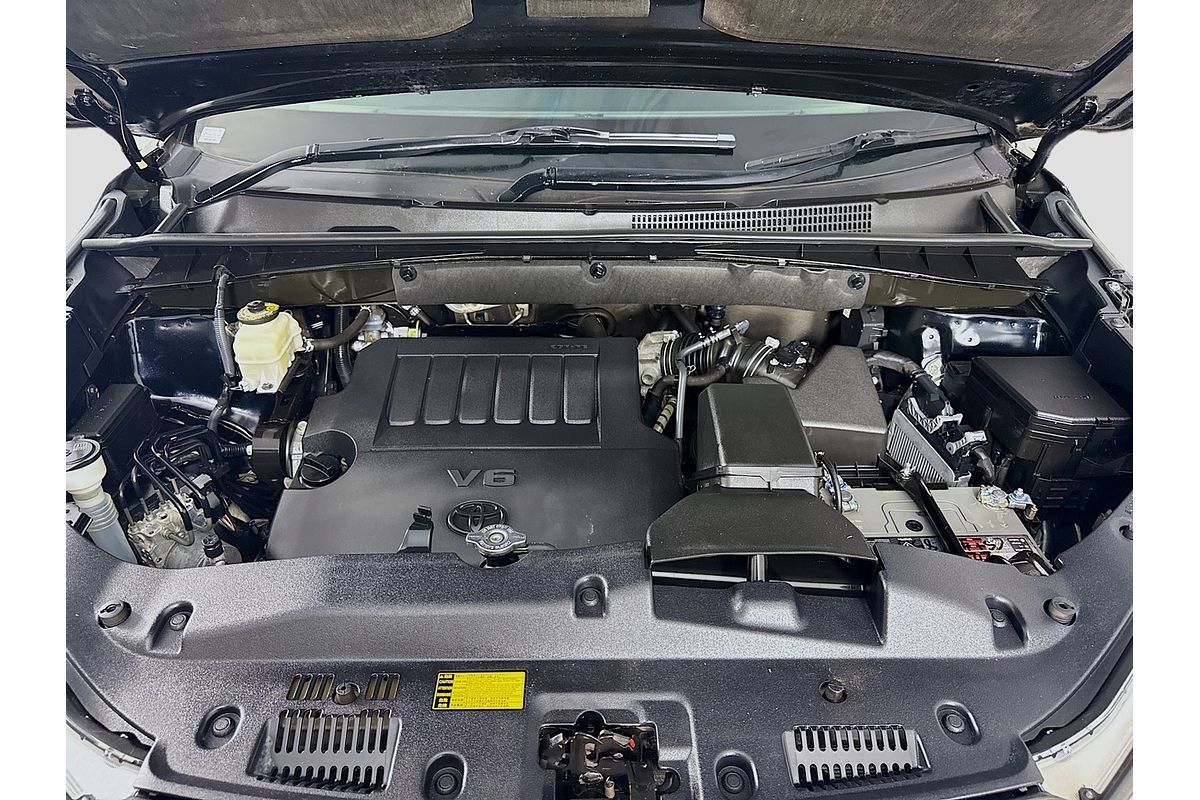 2014 Toyota Kluger Grande GSU55R