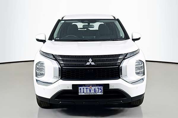 2024 Mitsubishi Outlander ES ZM