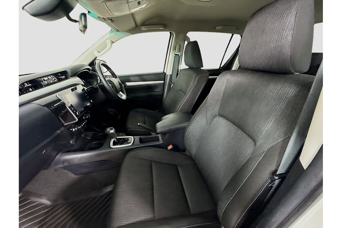 2021 Toyota Hilux SR5 GUN126R 4X4
