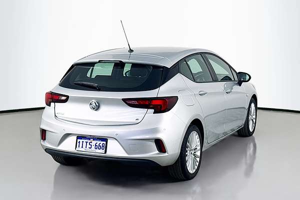 2017 Holden Astra R BK