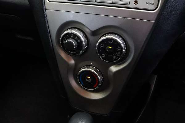 2009 Toyota Yaris YRS NCP93R