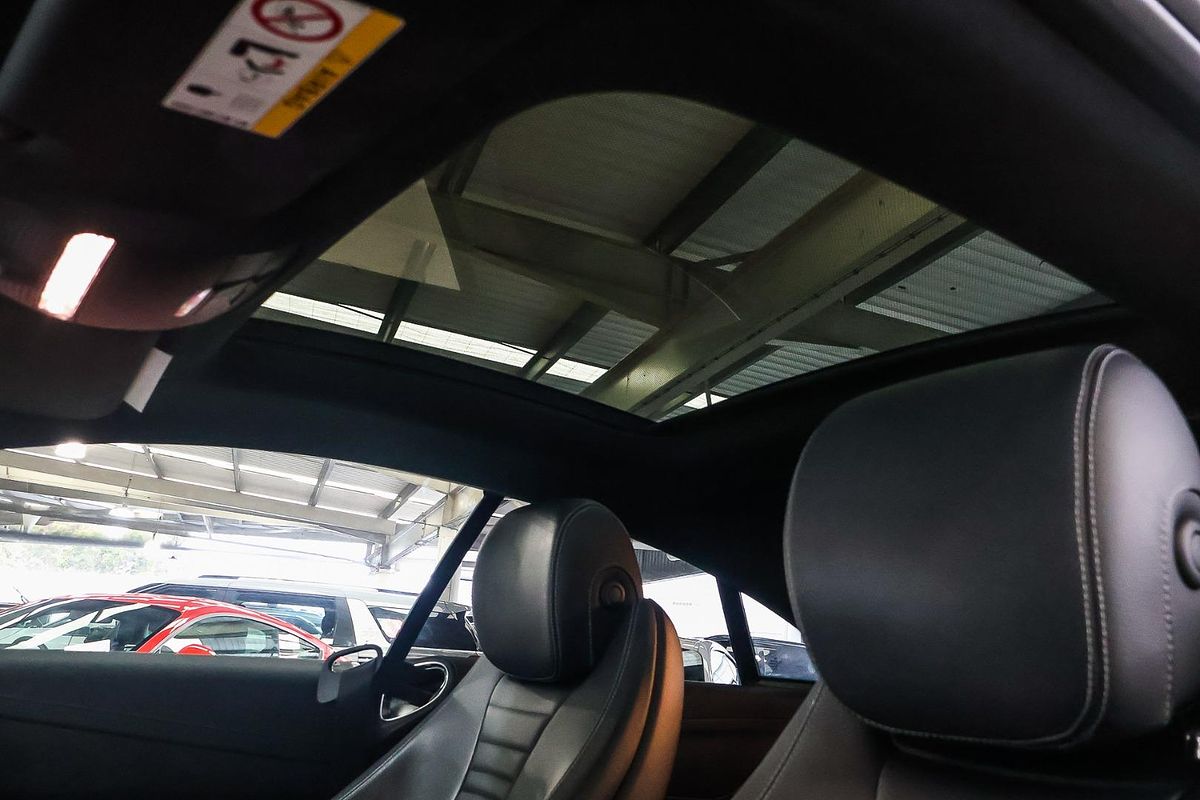 2019 Mercedes-Benz E-Class E300 C238