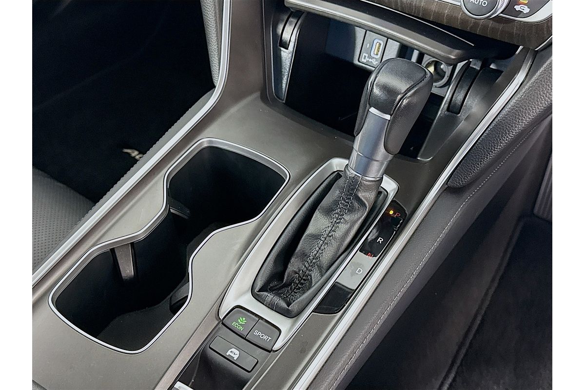 2023 Honda Accord VTi-LX 10th Gen