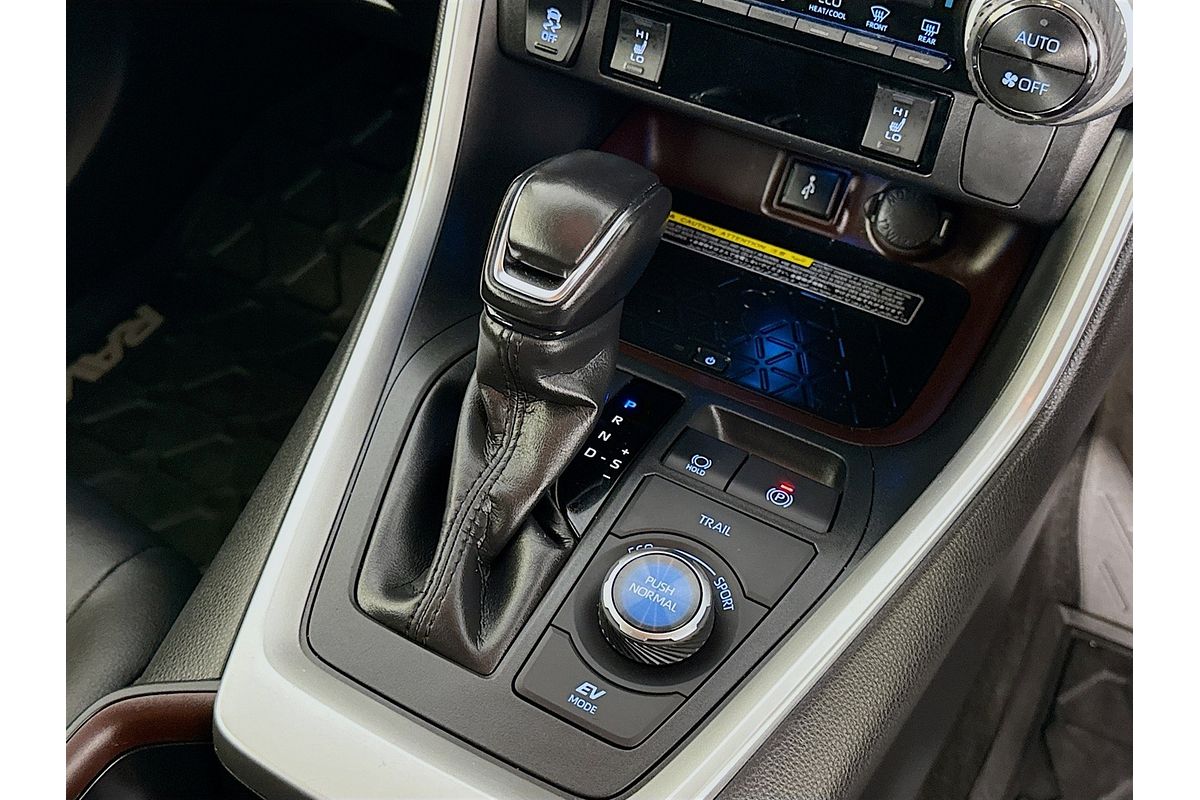 2020 Toyota RAV4 Cruiser AXAH54R