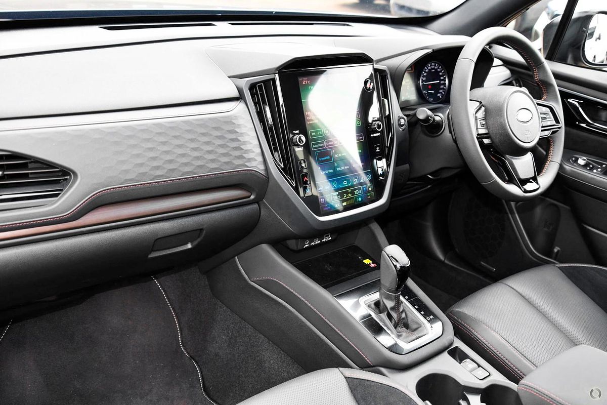 2025 Subaru Forester Touring S6