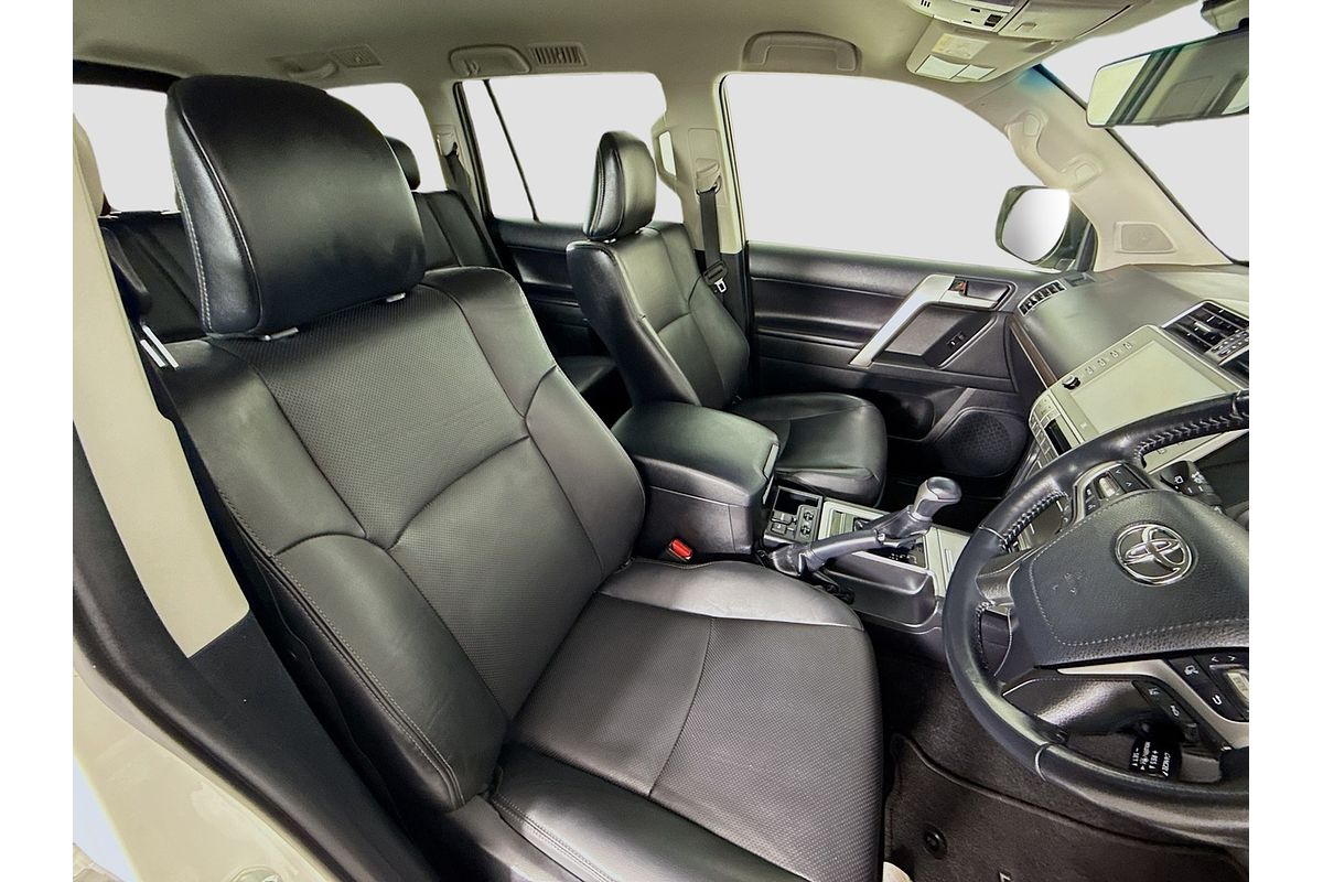 2023 Toyota Landcruiser Prado VX GDJ150R