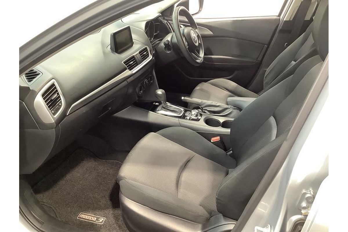 2018 Mazda 3 Neo Sport BN Series