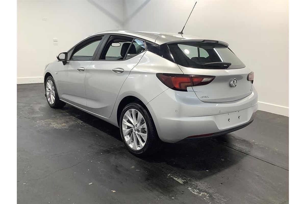 2018 Holden Astra R+ BK