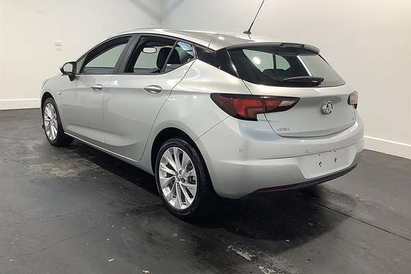 2018 Holden Astra R+ BK