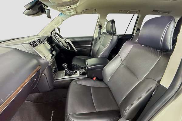 2023 Toyota Landcruiser Prado VX GDJ150R