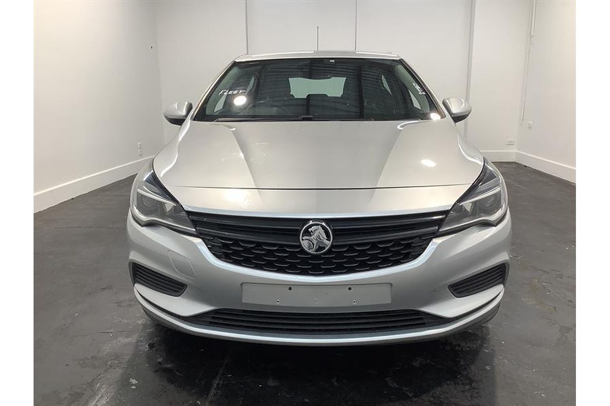 2018 Holden Astra R+ BK