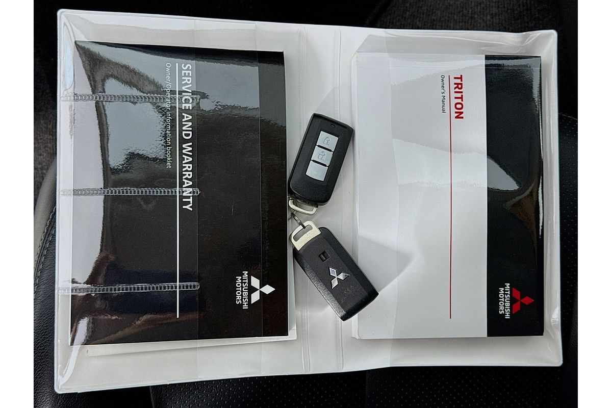 2021 Mitsubishi Triton GSR MR 4X4