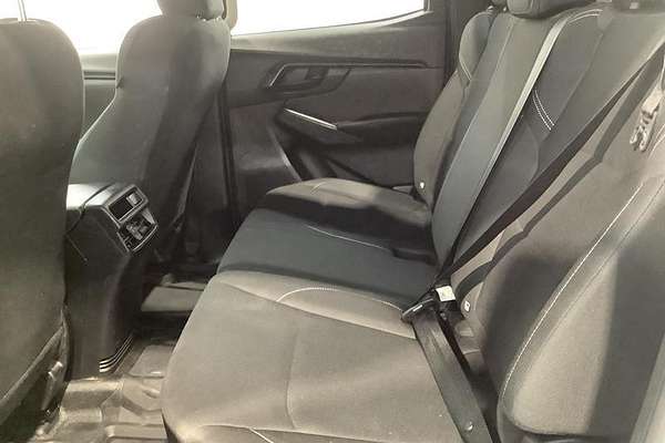 2021 Isuzu D-MAX SX High Ride Rear Wheel Drive