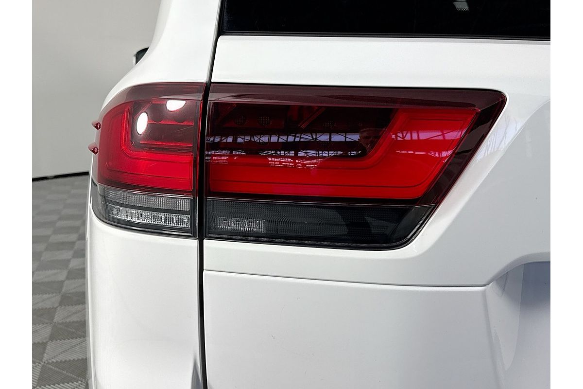 2023 Toyota Landcruiser VX FJA300R