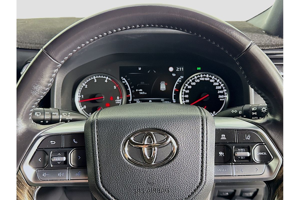 2023 Toyota Landcruiser VX FJA300R