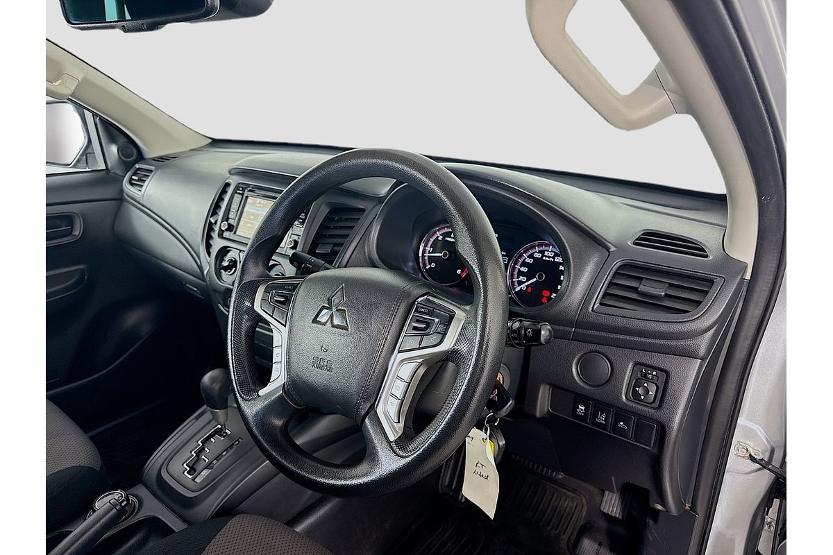 2021 Mitsubishi Triton GLX ADAS MR 4X4