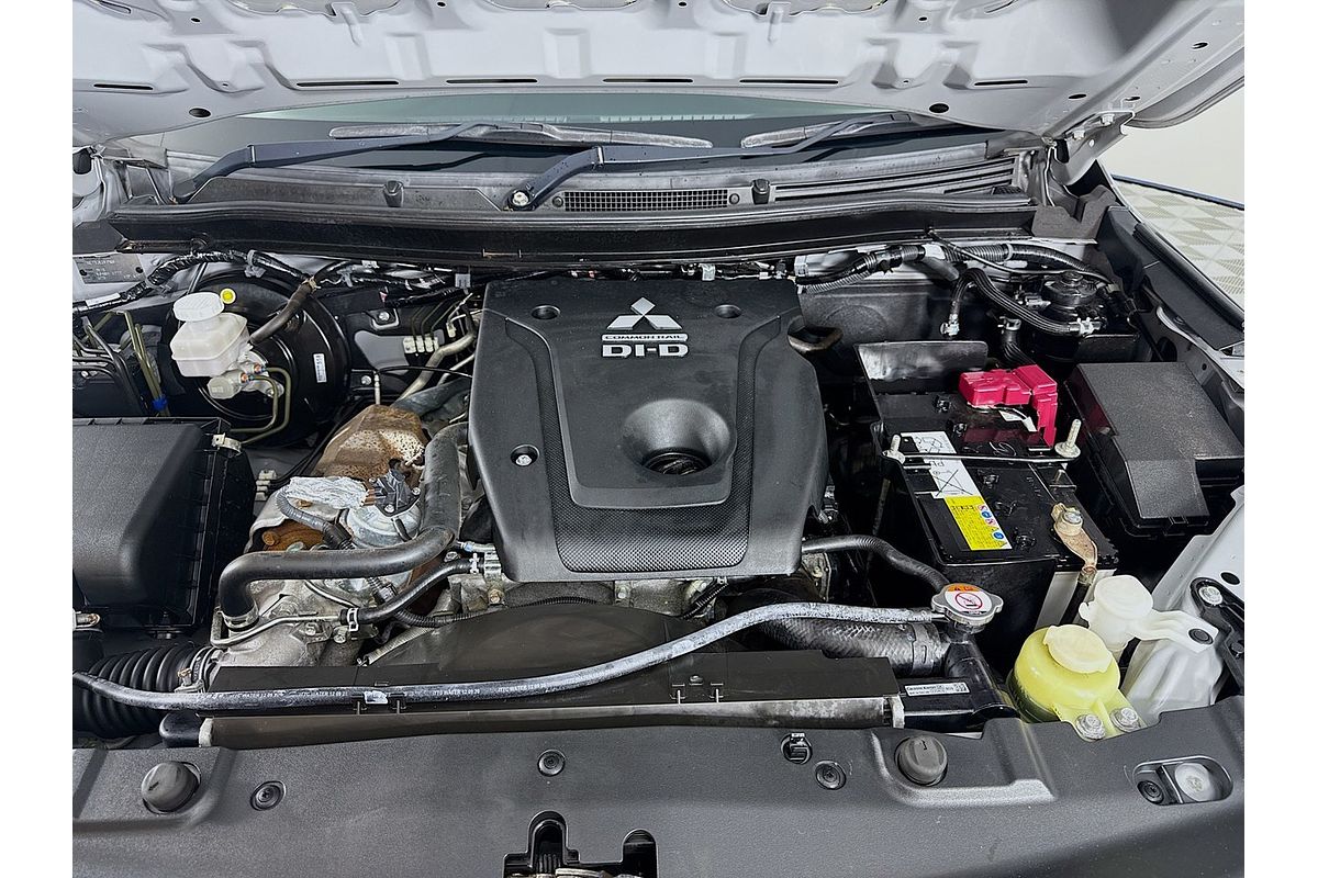 2021 Mitsubishi Triton GLX ADAS MR 4X4