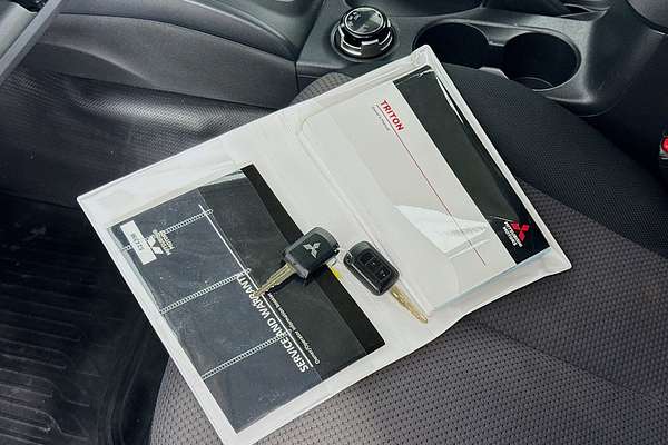 2021 Mitsubishi Triton GLX ADAS MR 4X4