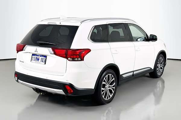 2017 Mitsubishi Outlander LS Safety Pack ZK