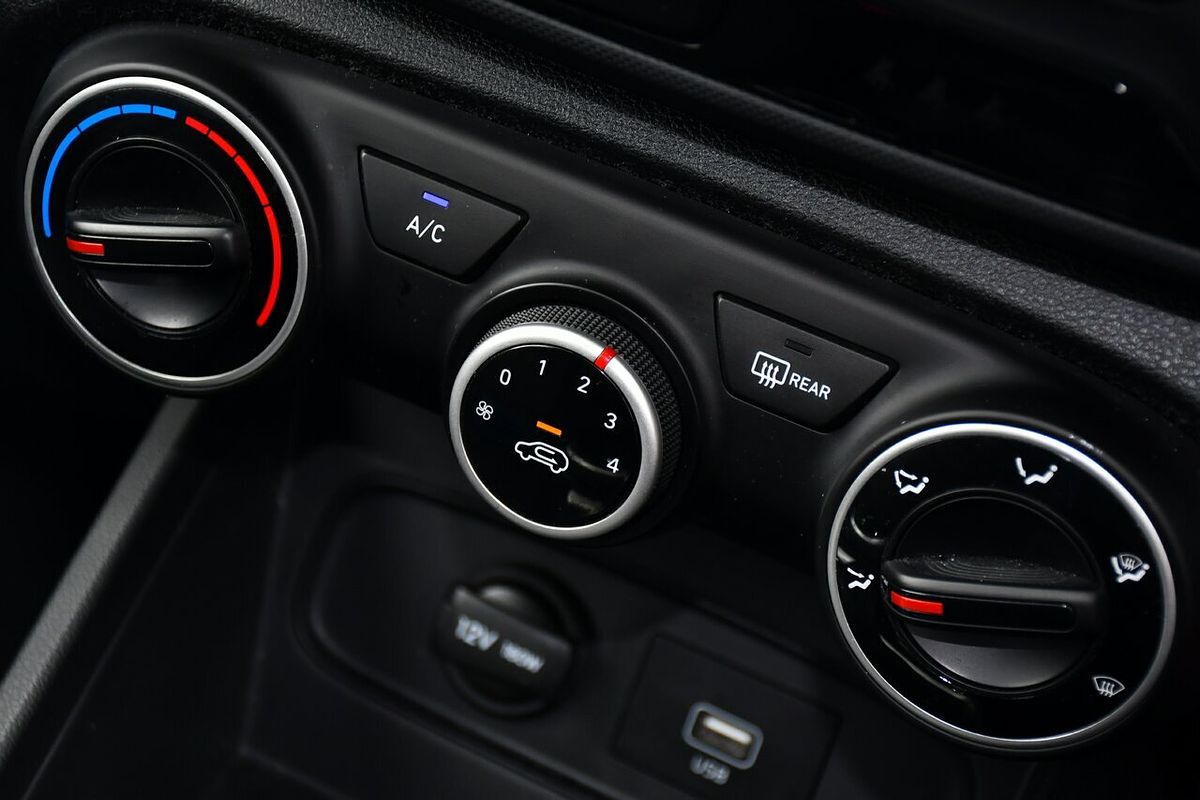 2020 Hyundai Venue Go QX