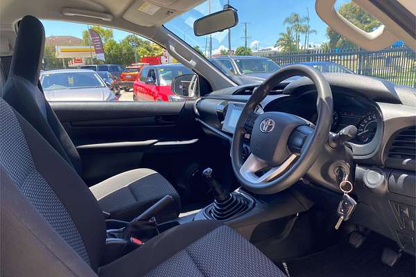 2017 Toyota Hilux Workmate TGN121R Rear Wheel Drive