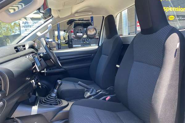 2017 Toyota Hilux Workmate TGN121R Rear Wheel Drive