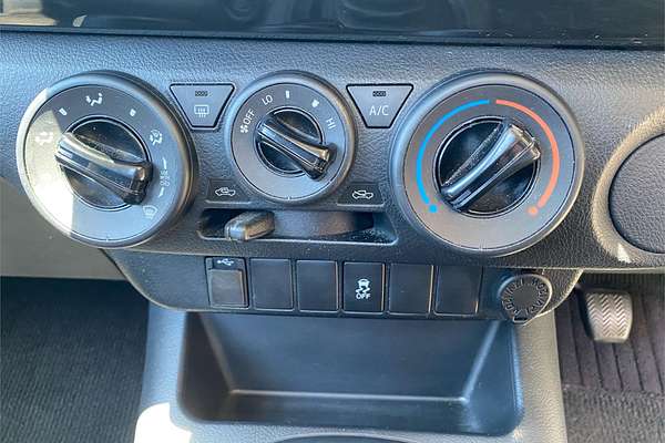 2017 Toyota Hilux Workmate TGN121R Rear Wheel Drive