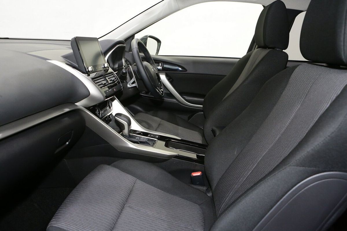 2024 Mitsubishi Eclipse Cross LS YB