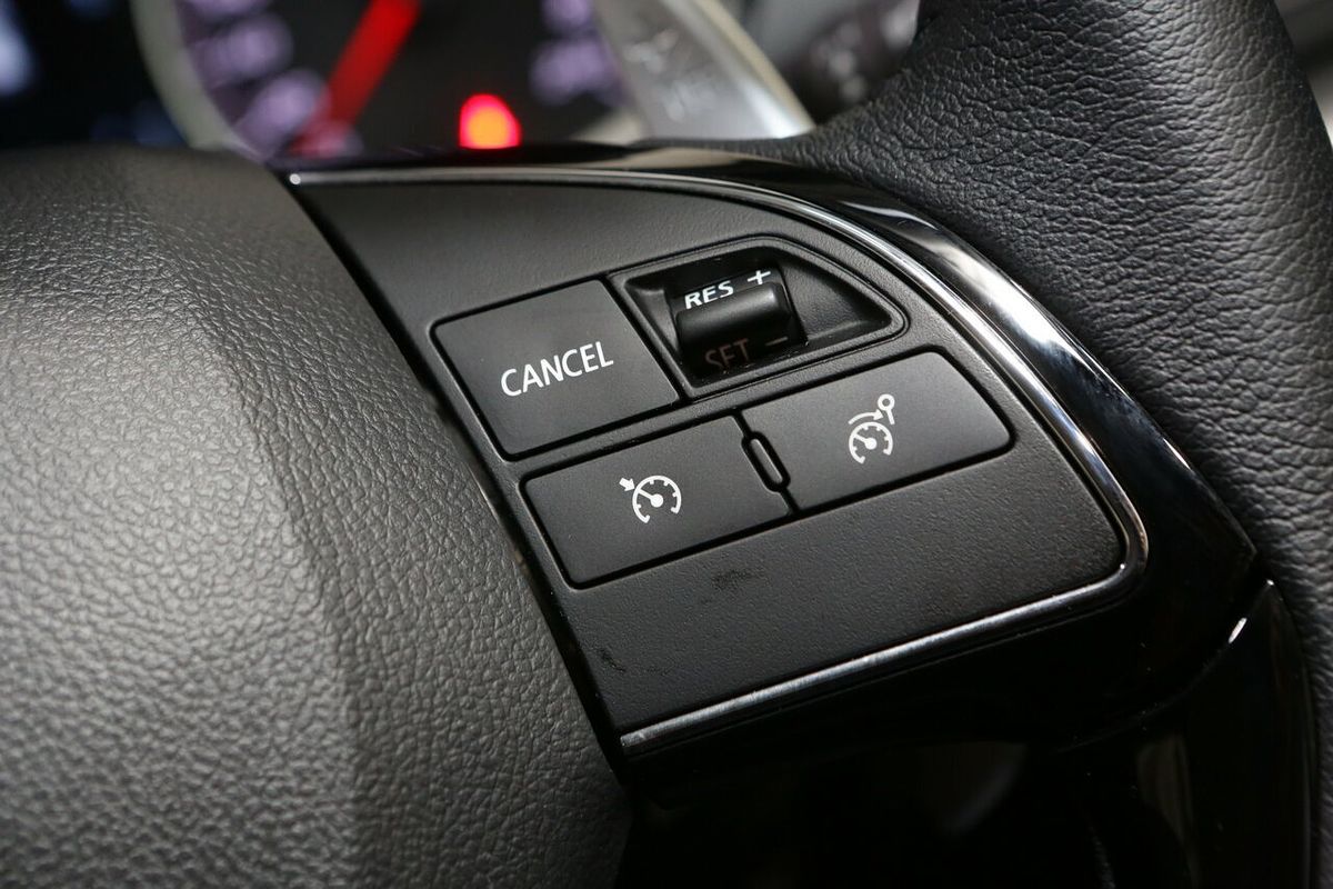 2024 Mitsubishi Eclipse Cross LS YB