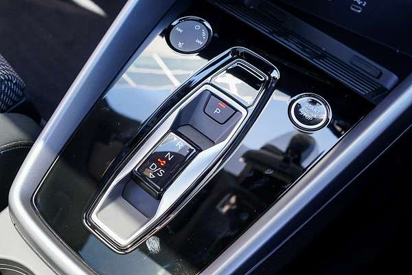 2025 Audi A3 35 TFSI S line GY