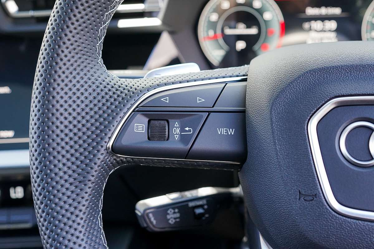 2025 Audi A3 35 TFSI S line GY