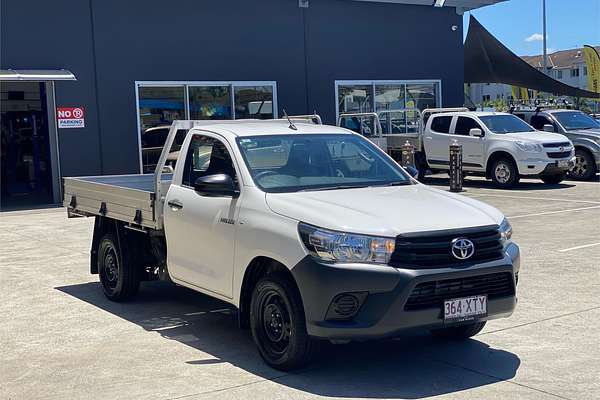 2017 Toyota Hilux Workmate TGN121R Rear Wheel Drive