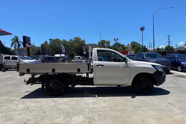 2017 Toyota Hilux Workmate TGN121R Rear Wheel Drive