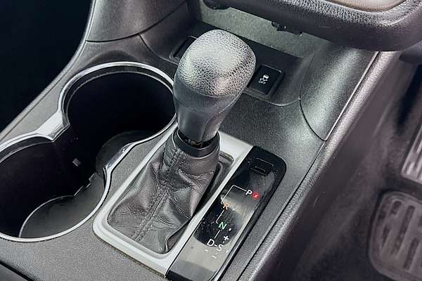 2015 Toyota Kluger GX GSU50R