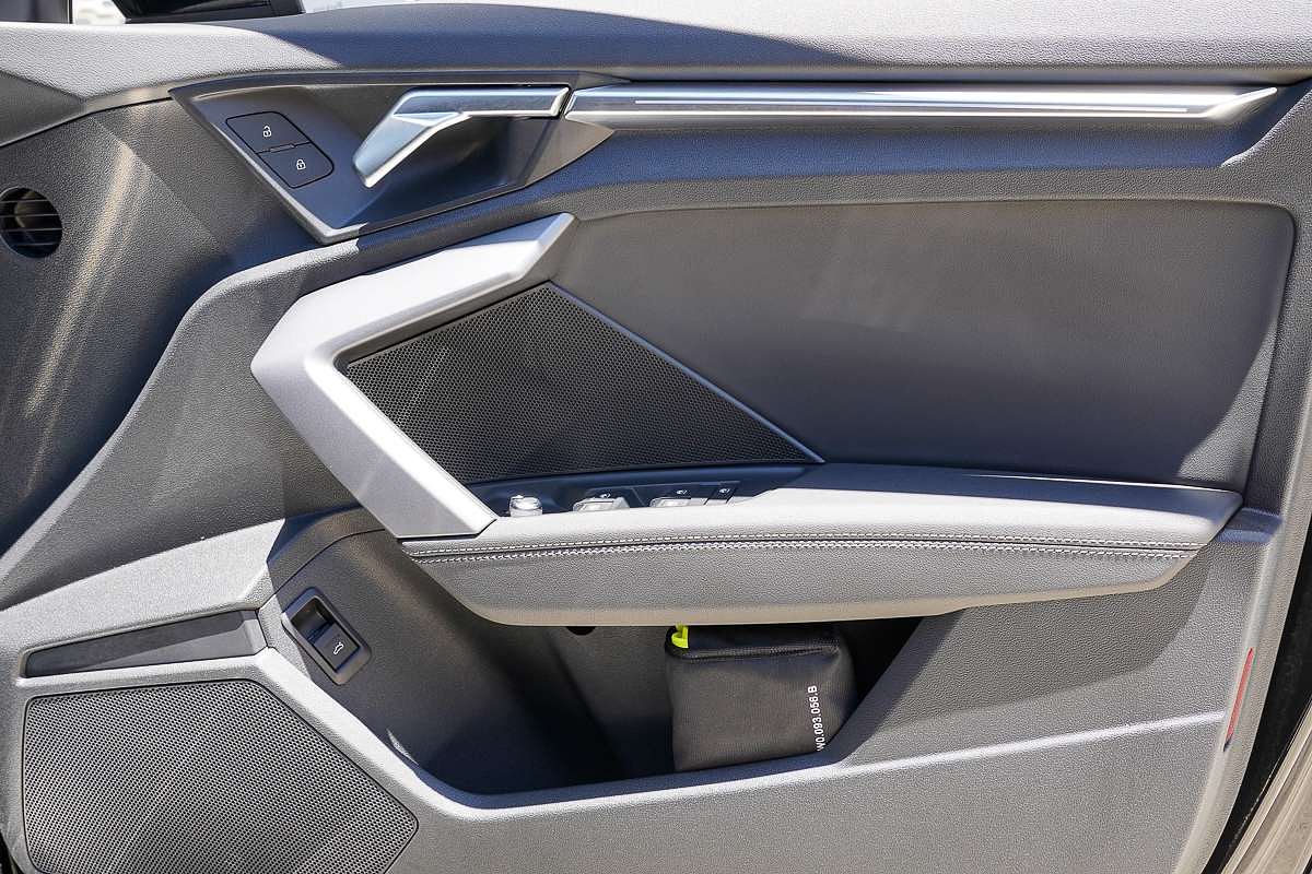 2024 Audi A3 35 TFSI S line GY