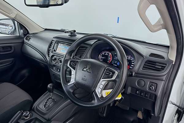 2018 Mitsubishi Triton GLX ADAS MR 4X4