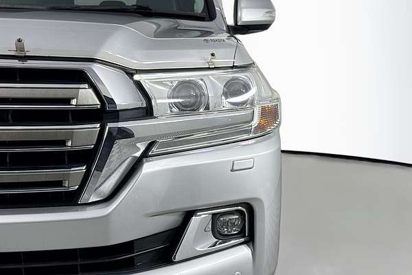 2019 Toyota Landcruiser Sahara VDJ200R