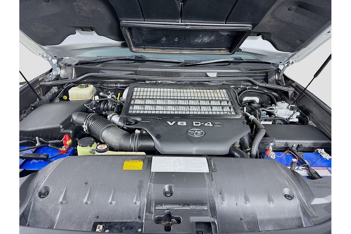 2019 Toyota Landcruiser Sahara VDJ200R