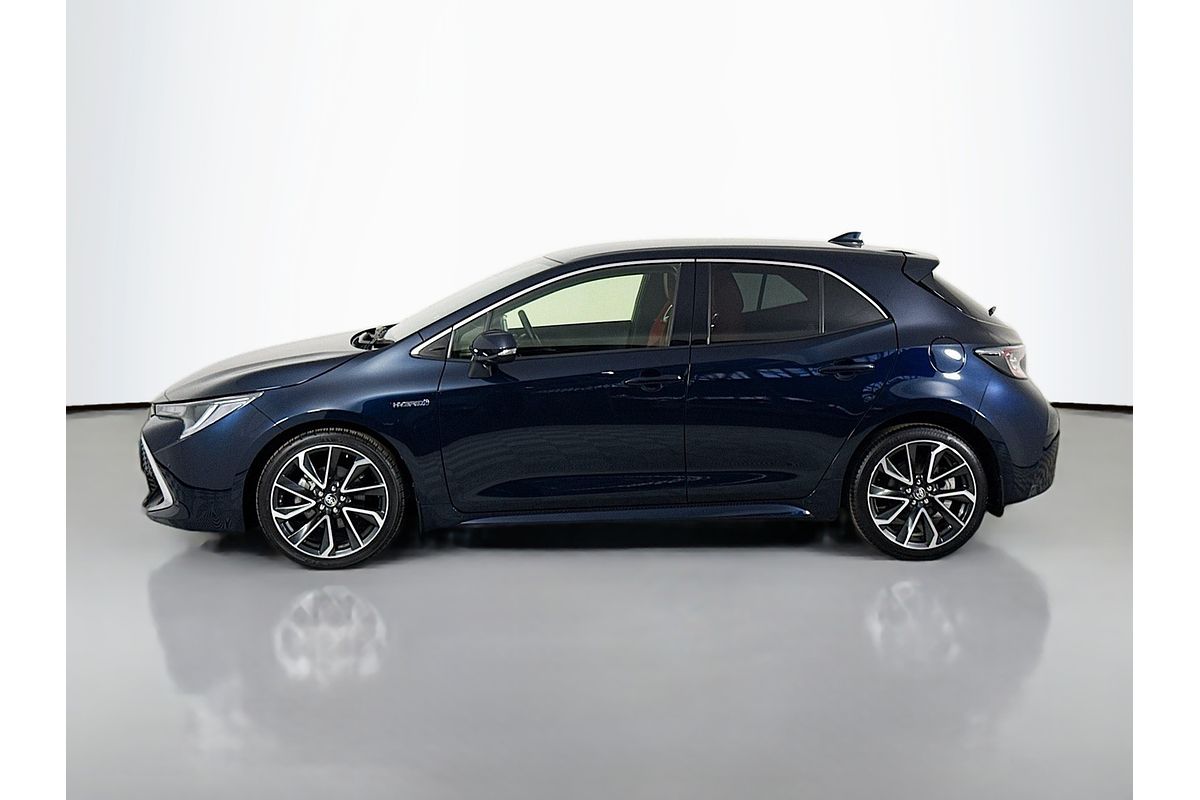 2020 Toyota Corolla ZR Hybrid ZWE211R