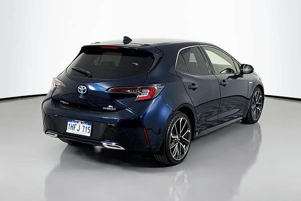 2020 Toyota Corolla ZR Hybrid ZWE211R