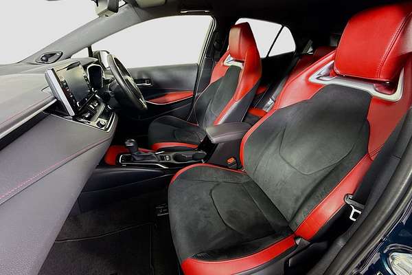 2020 Toyota Corolla ZR Hybrid ZWE211R