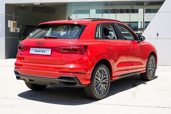 2025 Audi Q3 35 TFSI S line edition F3