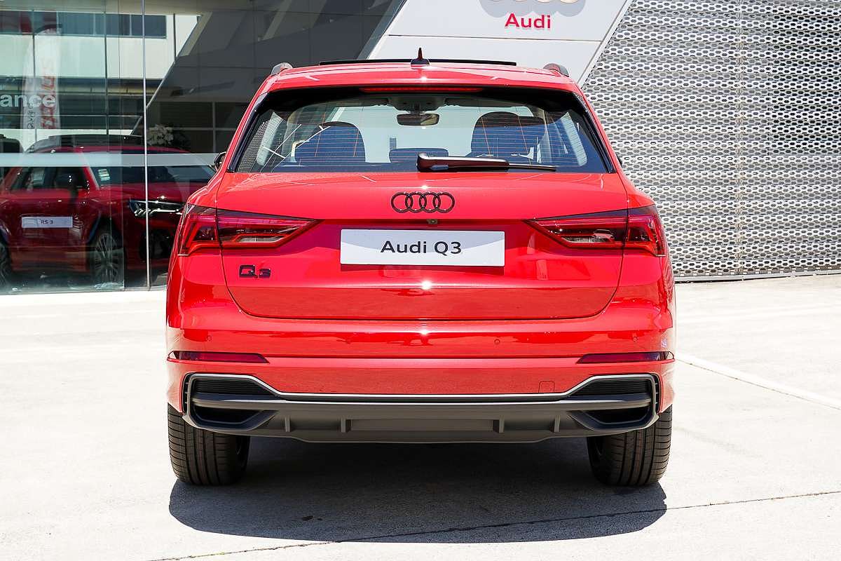 2025 Audi Q3 35 TFSI S line edition F3