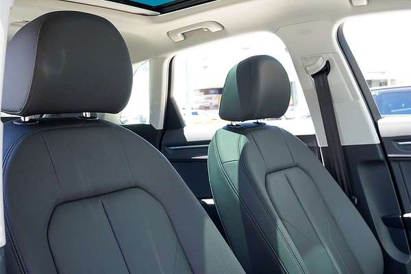 2025 Audi Q3 35 TFSI S line edition F3