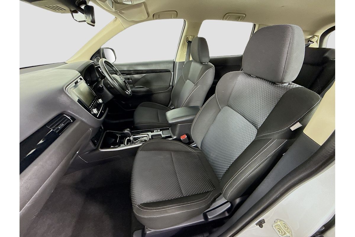 2019 Mitsubishi Outlander ES ZL