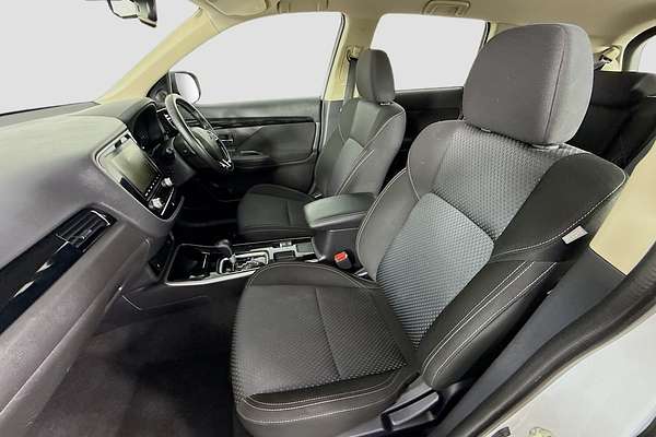 2019 Mitsubishi Outlander ES ZL