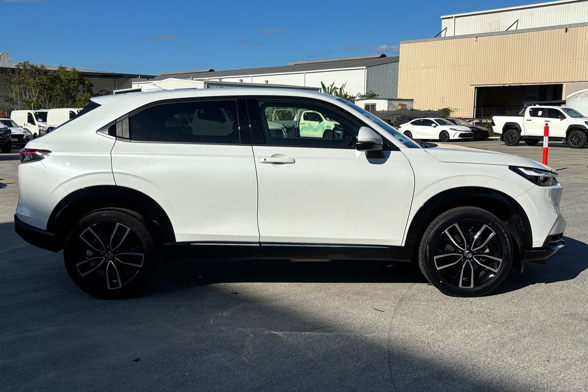 2023 Honda HR-V e:HEV L
