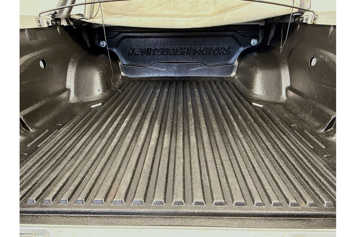 2019 Mitsubishi Triton GLS Premium MR 4X4